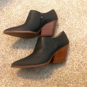 Women’s black booties